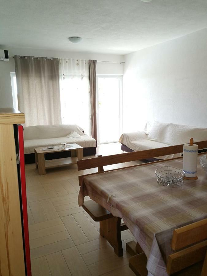Apartments N&M Sukošan Buitenkant foto