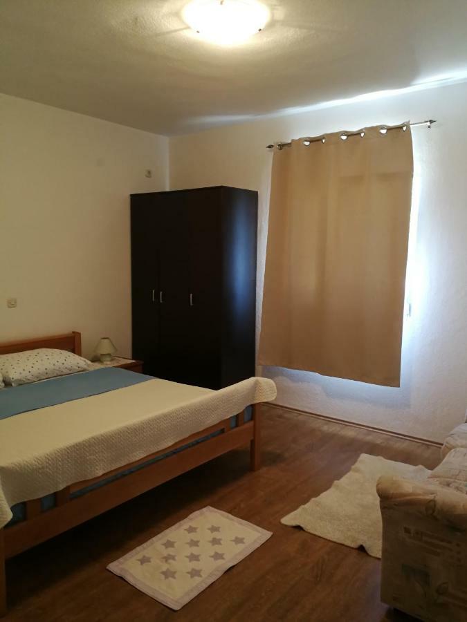 Apartments N&M Sukošan Buitenkant foto