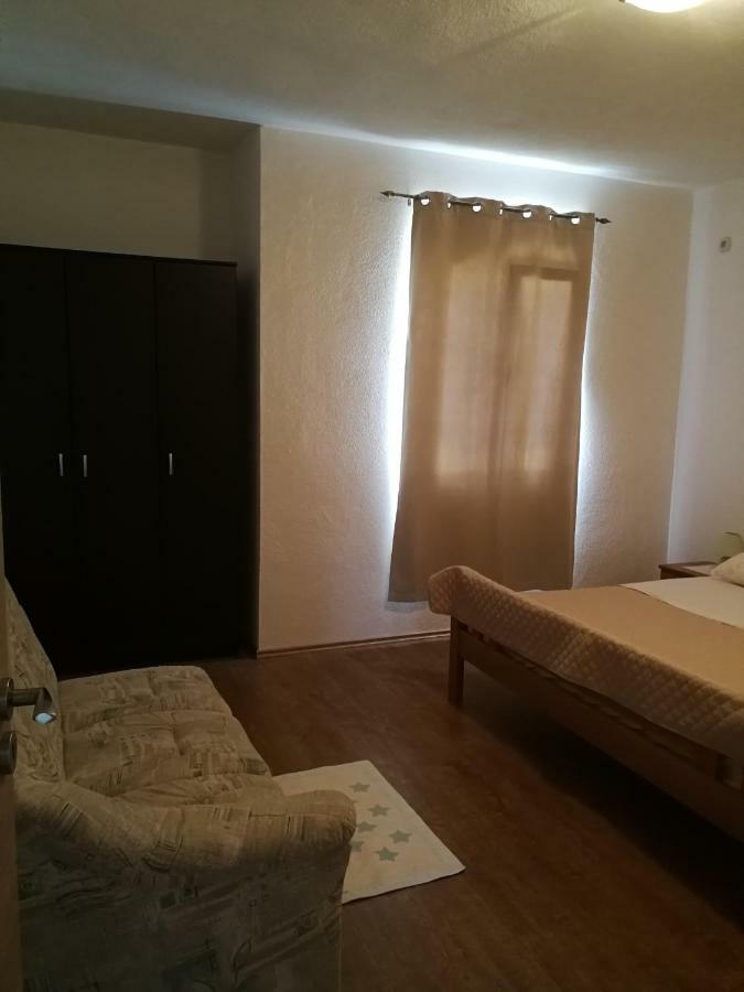 Apartments N&M Sukošan Buitenkant foto