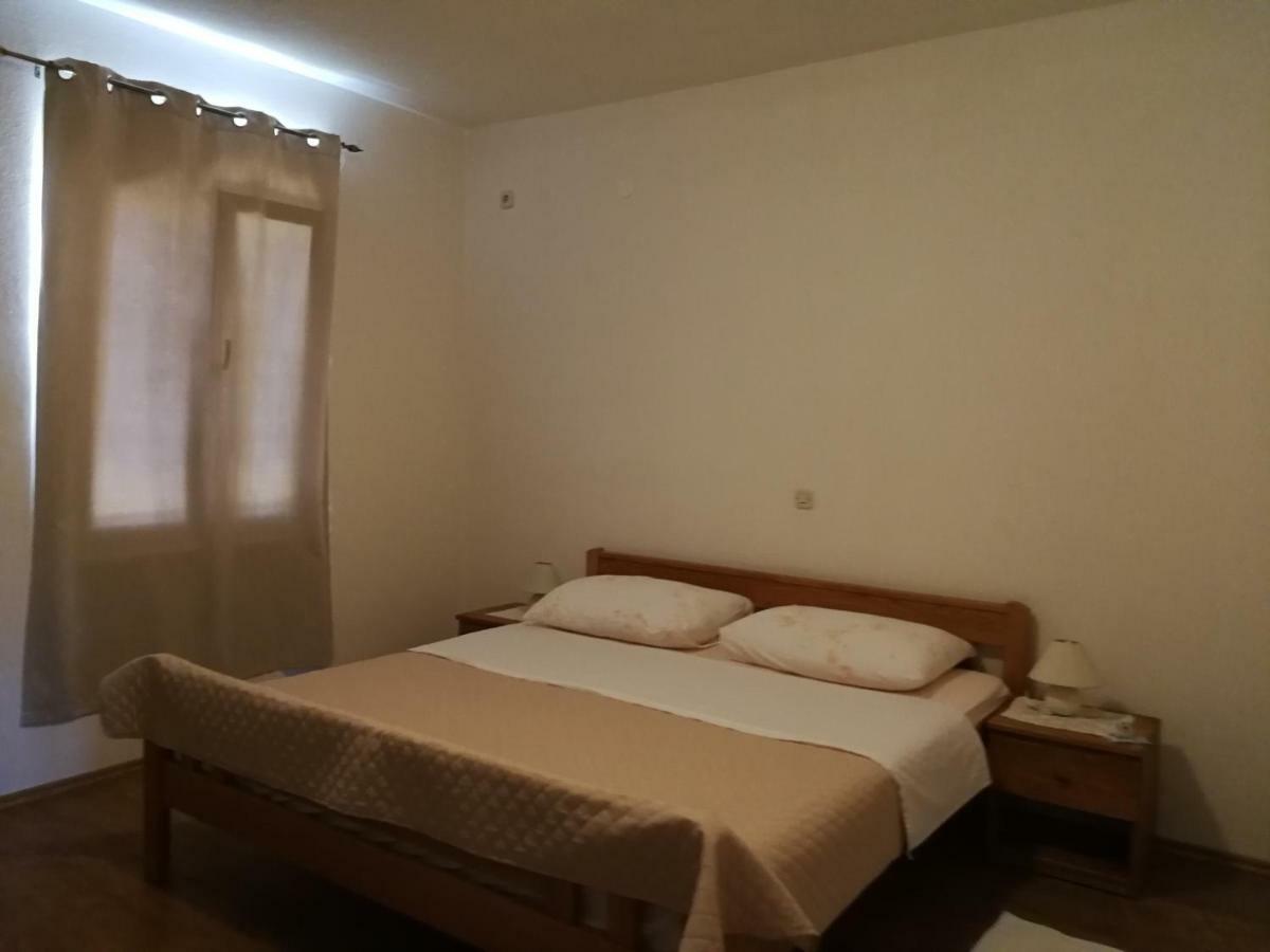 Apartments N&M Sukošan Buitenkant foto